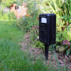 Rentokil Pestfree Cat And Fox Deterrent -10m Range 12 Rentokil Pestfree Cat And Fox Deterrent -10m Range -GreenScape Sales Store 12804027 7594895359049130