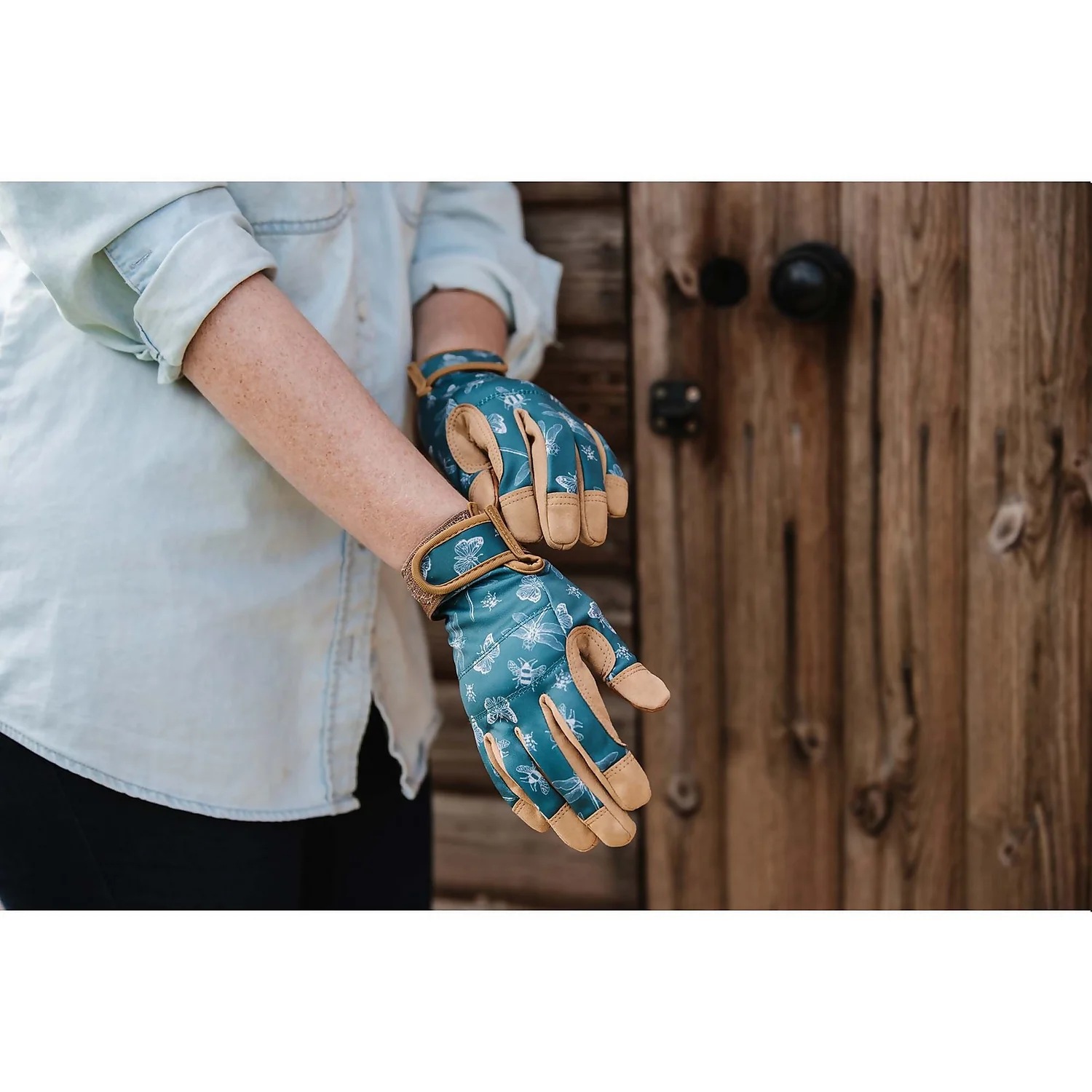 Premium Comfort Gloves Insects Green - Medium 4 Premium Comfort Gloves Insects Green - Medium - Image 2