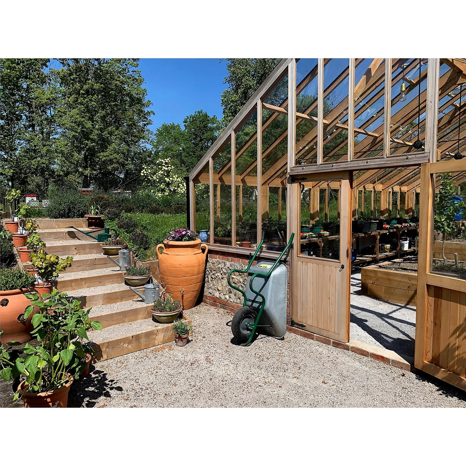 Garantia Antique Amphora Water Tank - 600L 4 Garantia Antique Amphora Water Tank - 600L - Image 2