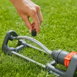 GARDENA Oscillating Sprinkler Aqua S 13 GARDENA Oscillating Sprinkler Aqua S -GreenScape Sales Store 13043399 2564907564316051
