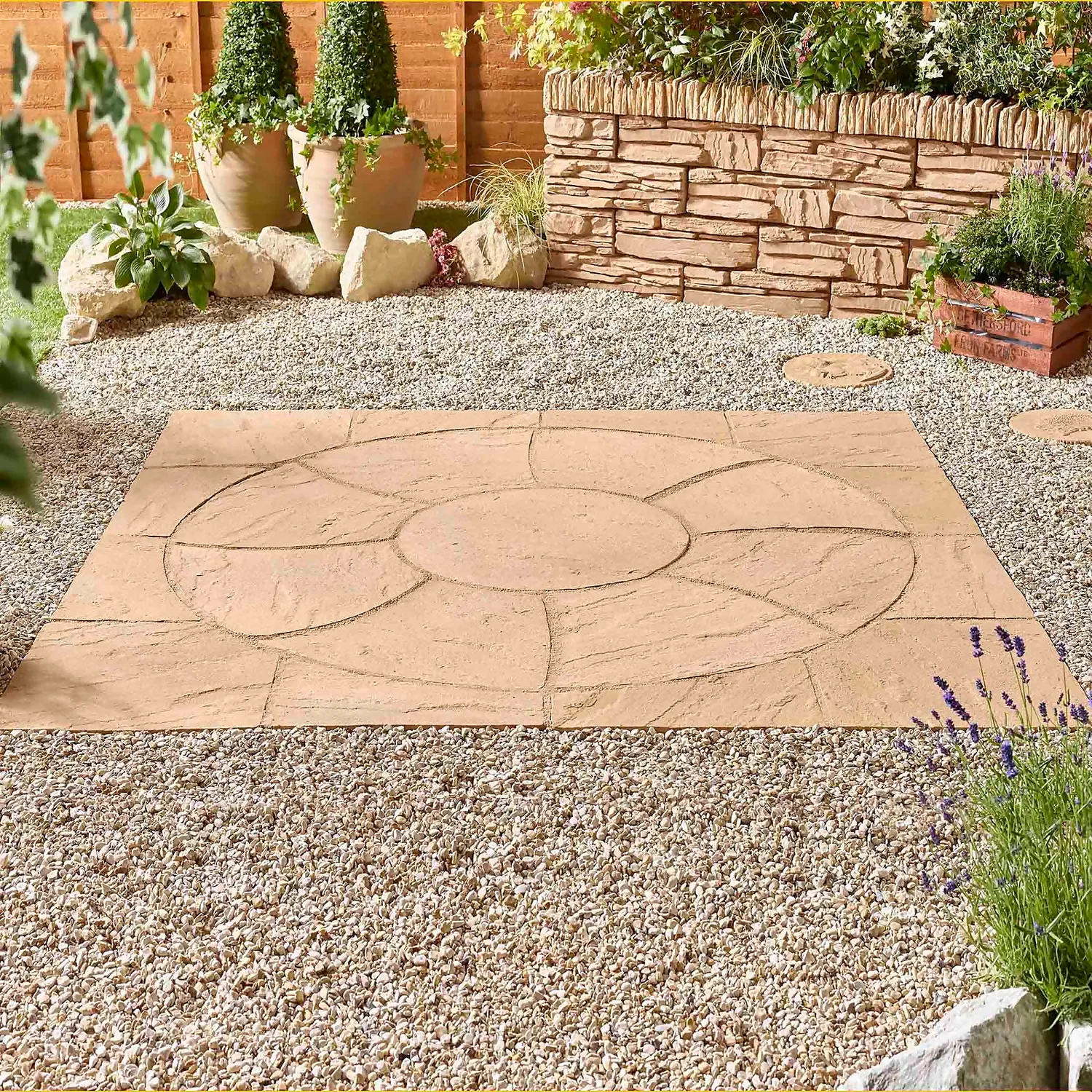 Stylish Stone Chantry Twist Circle Paving Kit 1.5m Gold 5 Stylish Stone Chantry Twist Circle Paving Kit 1.5m Gold - Image 3