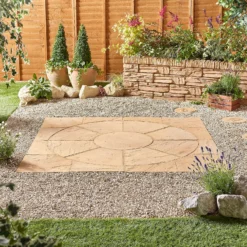 Stylish Stone Chantry Squaring Off Paving Kit 1.5m Gold -GreenScape Sales Store 13452076 1474935333724089