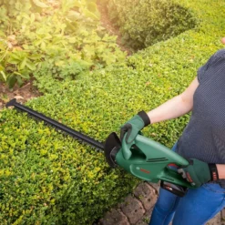 Bosch EasyHedgeCut 18-45 Hedge Trimmer -GreenScape Sales Store 13496928 2004961768955336