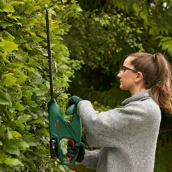 Bosch EasyHedgeCut 18-45 Hedge Trimmer -GreenScape Sales Store 13496928 3844961768831319