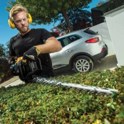 McCulloch HT5622 Petrol Hedge Trimmer 12 McCulloch HT5622 Petrol Hedge Trimmer -GreenScape Sales Store 13524822 3134936893600513