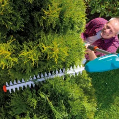 GARDENA Telescopic Cordless 18V Hedge Trimmer -GreenScape Sales Store 13524827 2074936344471519